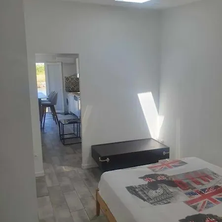 Le Cabanon Du Caramus Lägenhet