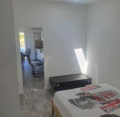 Le Cabanon Du Caramus Апартаменты